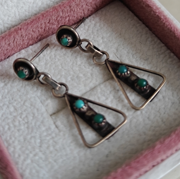 Vintage Southwestern Native American Turquoise Snake Eyes Drop Earrings - Picture 11 of 13